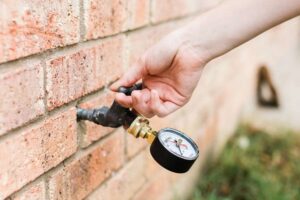 water pressure gauge