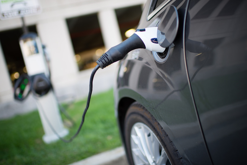 Thinking Of Buying An Electric Car? Here's What You Need To Know About ...