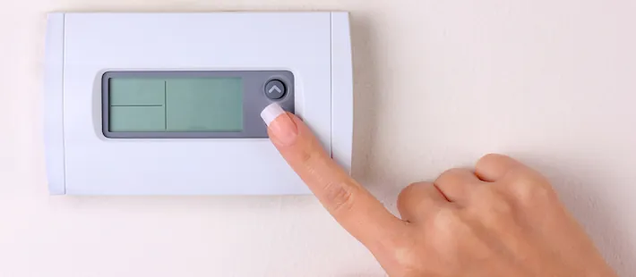 4 Reasons Your Thermostat is Blank